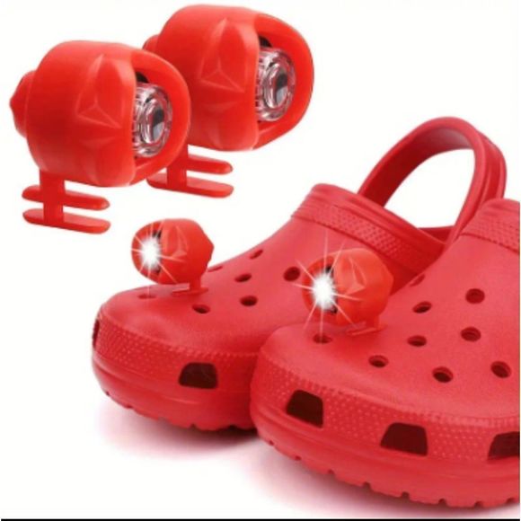 NEW Pair of Crocs Shoe Lights‎ Headlights in Red Like Jibbitz Flashlights Light - Picture 1 of 7